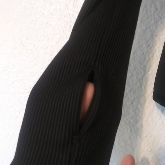 Puma women's size L black and yelllow lightweight hooded jacket - Picture 4 of 16